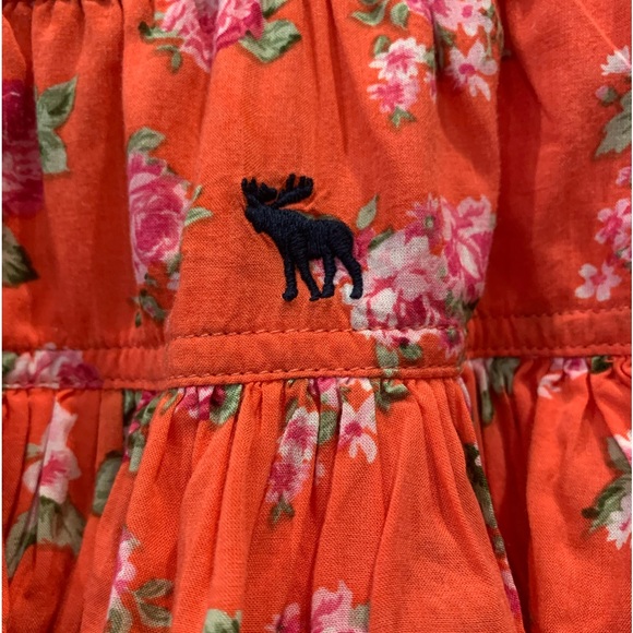 Abercrombie Kids Red Floral Tiered Mini Frill Skirt - Picture 2 of 3